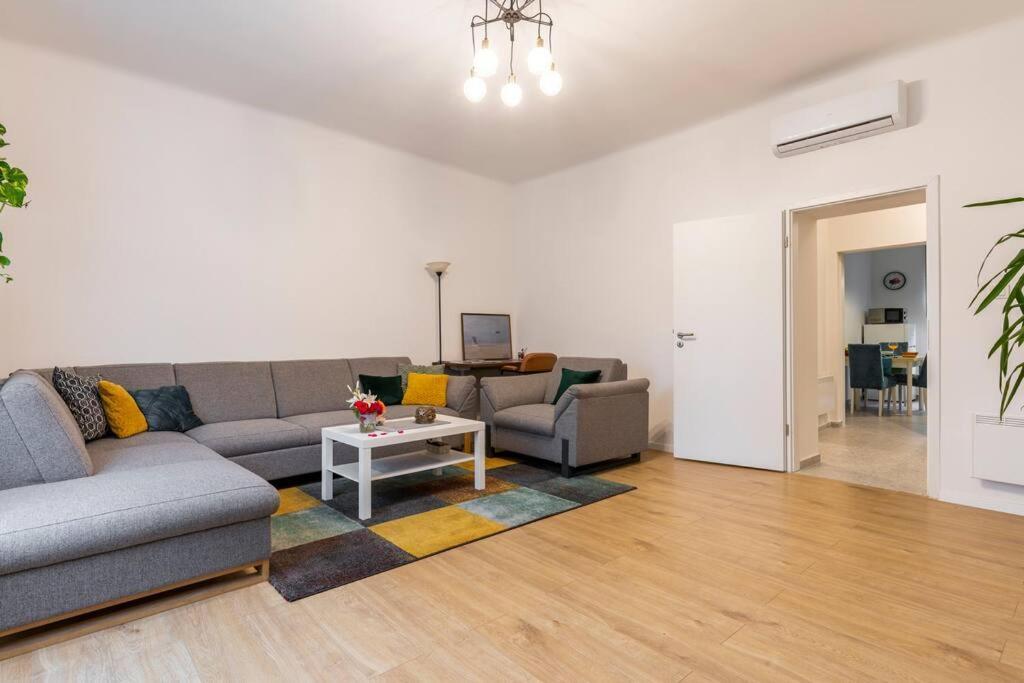 Petrova Street Apartment Zagreb Bagian luar foto
